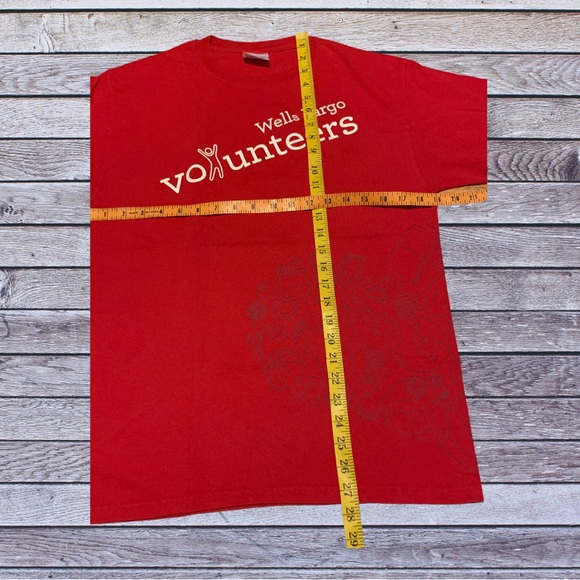 Wells Fargo Volunteers Shirt Bank Employee Costume Spirit Halloween TCF - Picture 5 of 7